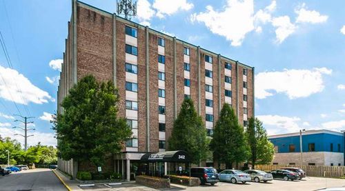 4b-4c-4j-4f-6k-342 Waller Ave, Lexington, KY, 40504-2911 | Card Image
