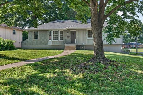 12001 E 57th St, Kansas City, MO, 64133-3515 | Card Image