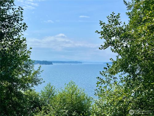 6908 190th Ave Sw, Longbranch, WA, 98351-8206 | Card Image