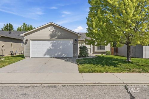 344 W Farmall, Kuna, ID, 83634 | Card Image