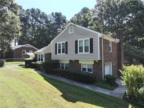 408 Reade Dr, Roxboro, NC, 27573-5152 | Card Image