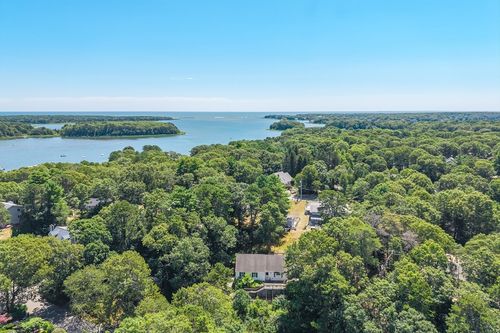 20 Mutiny Way, Mashpee, MA, 02649-3547 | Card Image