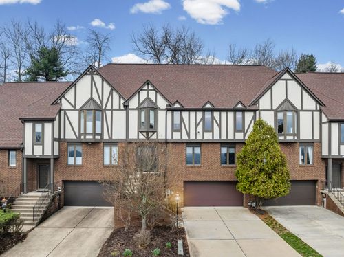 421 Forest Highlands Dr, Pittsburgh, PA, 15238-1340 | Card Image