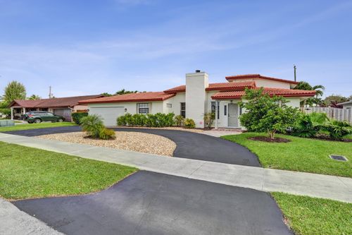 1821 Nw 43rd St, Oakland Park, FL, 33309-4470 | Card Image
