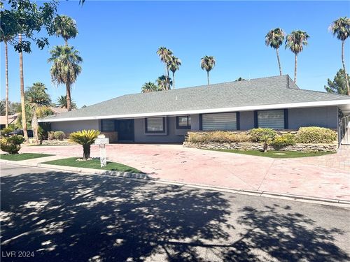 3808 Fairway Cir, Las Vegas, NV, 89108-1106 | Card Image