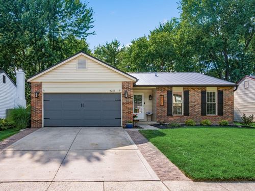 8221 Longhorn Rd, Powell, OH, 43065-8800 | Card Image