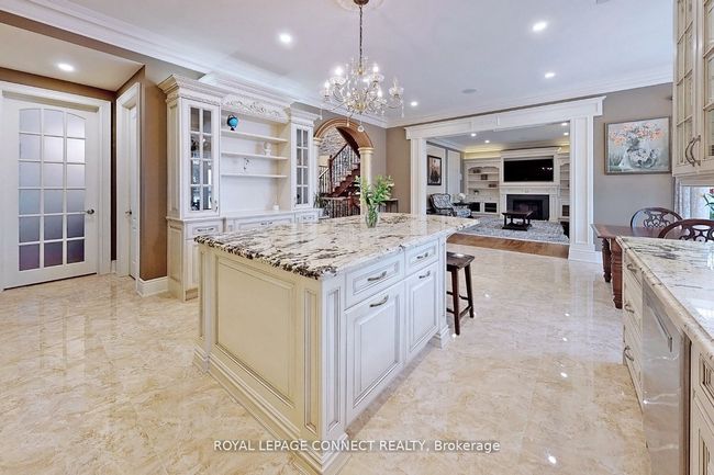 1330 Kilmaurs Ave, House other with 6 bedrooms, 6 bathrooms and 4 parking in Oshawa ON | Image 8