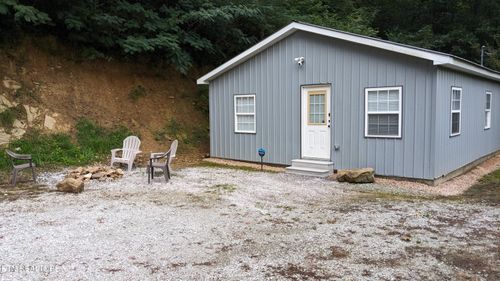 635 Briceville Hwy, Rocky Top, TN, 37769-3203 | Card Image