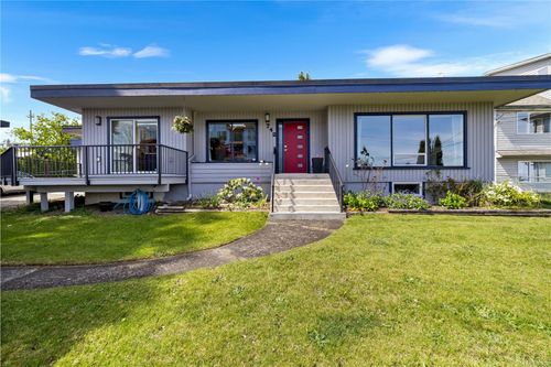 742 Birch St, Campbell River, BC, V9W2T4 | Card Image