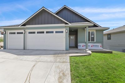 2623 S Vera Crest Dr, Home with 3 bedrooms, 2 bathrooms and null parking in Spokane Valley WA | Image 1