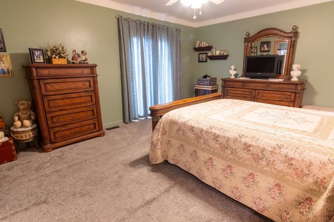 2179 Rochelle Park Dr, Condo with 2 bedrooms, 3 bathrooms and null parking in Rochester Hills MI | Image 24