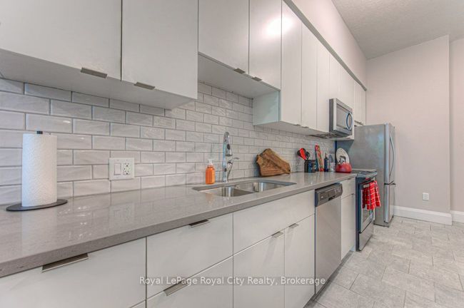 210 - 73 Arthur St S, Condo with 1 bedrooms, 1 bathrooms and null parking in Guelph ON | Image 6