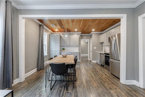 1012 Westmoor Dr Nw, Atlanta, GA, 30314-2829 | Card Image