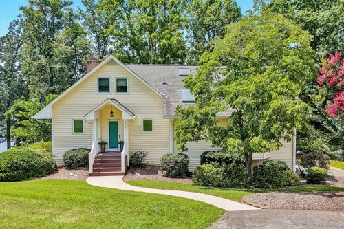 112 Mockingbird Hill Rd, Moneta, VA, 24121-2011 | Card Image