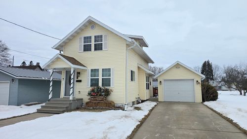 1028 7th Ave, Antigo, WI, 54409-1301 | Card Image