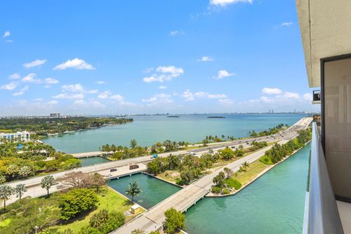 apt-1810-600 Ne 36th St, Miami, FL, 33137-3942 | Card Image