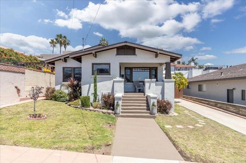 2453 Curlew St, San Diego, CA, 92101-1326 | Card Image