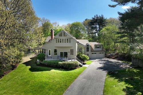 29 Aaron River Rd, Cohasset, MA, 02025-1506 | Card Image