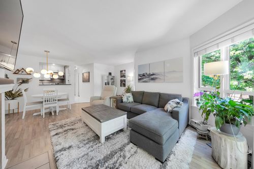214-555 W 14th Ave, Vancouver, BC, V5Z4G8 | Card Image
