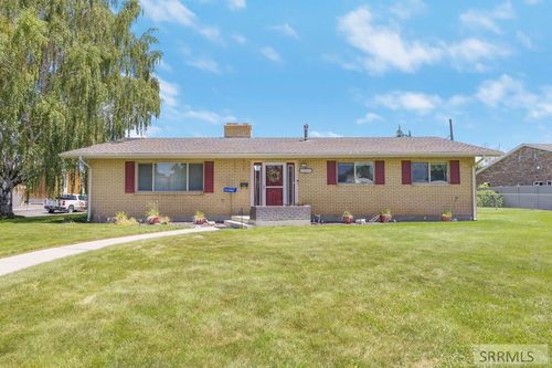 1831 Virginia Ave, Idaho Falls, ID, 83404-6208 | Card Image