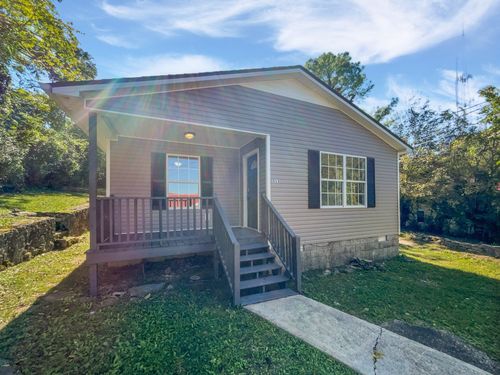 513 W 5th St, Columbia, TN, 38401-2715 | Card Image