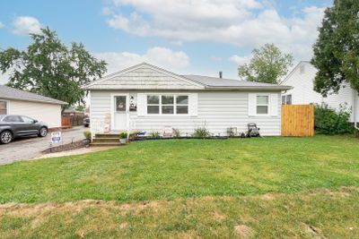 615 E 12th Street, House other with 3 bedrooms, 1 bathrooms and 1 parking in Lockport IL | Image 2