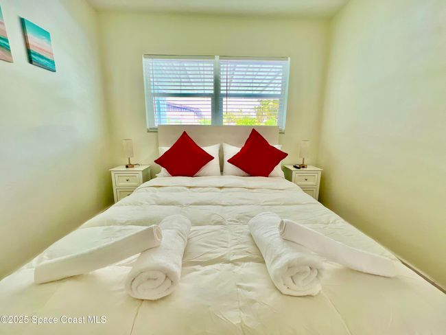 133 Ne 1 St St, House other with 3 bedrooms, 2 bathrooms and null parking in Satellite Beach FL | Image 13