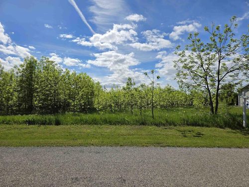 5879 Lake Road, BLACK WOLF, WI, 54902 | Card Image