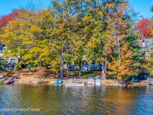 6063 Boardwalk Dr, Coolbaugh Twp, PA, 18466-3207 | Card Image