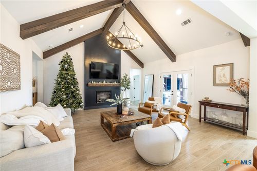 1428 Springwater, Canyon Lake, TX, 78133-6190 | Card Image