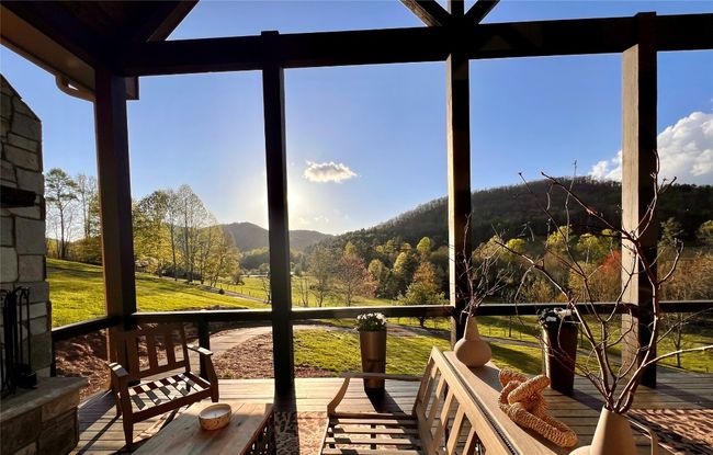 207 Comanche Rd, House other with 4 bedrooms, 4 bathrooms and null parking in Cullowhee NC | Image 39
