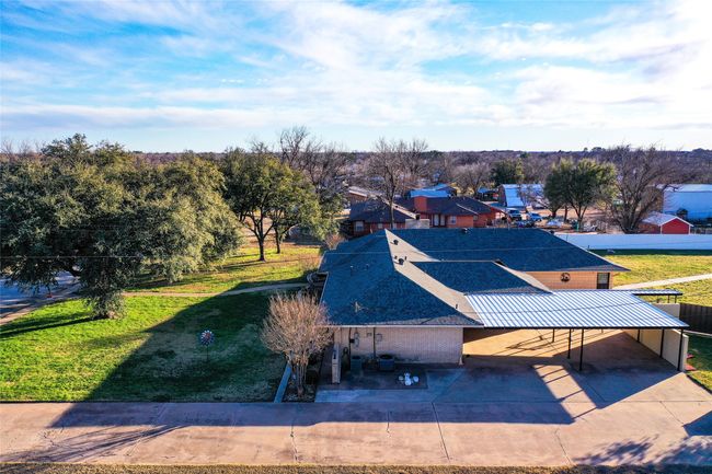 703 N Avenue L, House other with 4 bedrooms, 5 bathrooms and null parking in Haskell TX | Image 33