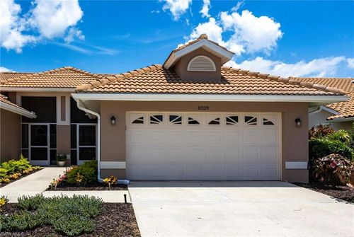48-8529 Mustang Dr, NAPLES, FL, 34113-2662 | Card Image