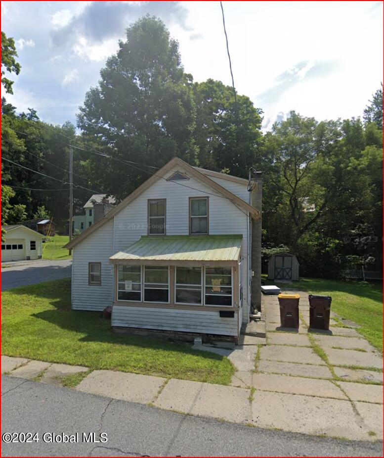 Mountain Ave, Warrensburg, NY 12885