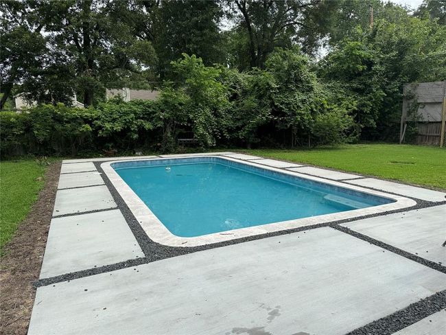 9102 N Allegro St, House other with 2 bedrooms, 2 bathrooms and null parking in Houston TX | Image 16