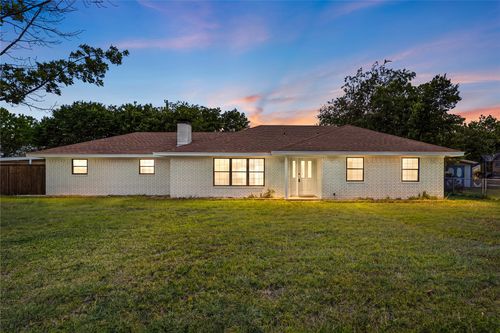 608 S Colorado St, Whitney, TX, 76692-2823 | Card Image