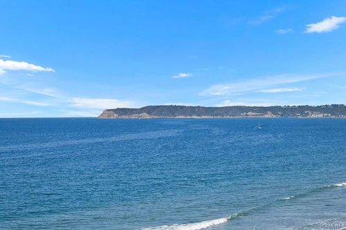 1760 Avenida Del Mundo, Coronado, CA, 92118-3088 | Card Image