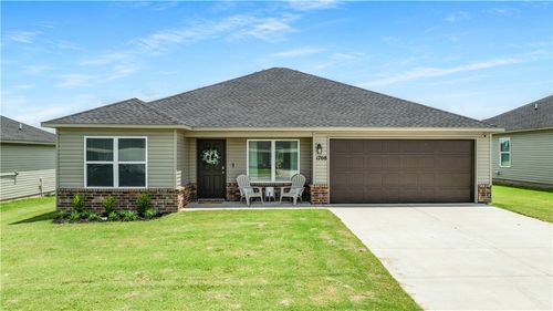 1708 Ace Ave, Gentry, AR, 72734-8038 | Card Image