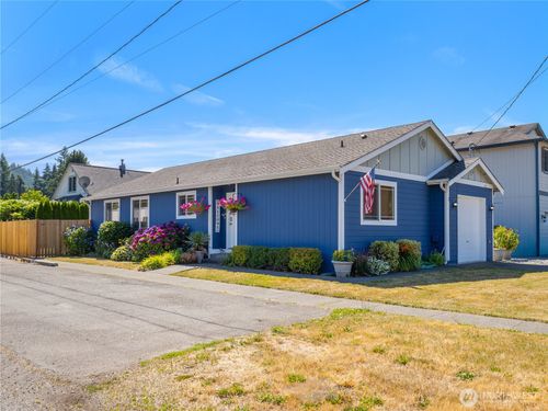 402 Factory St Se, Orting, WA, 98360-2915 | Card Image