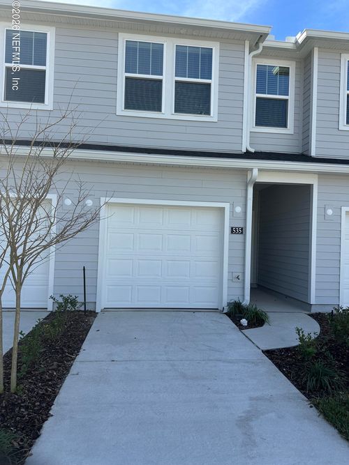 535 Holly Lakes Dr, Orange Park, FL, 32073-6801 | Card Image