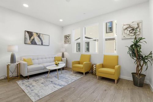876 Garden St, Milpitas, CA, 95035-3876 | Card Image