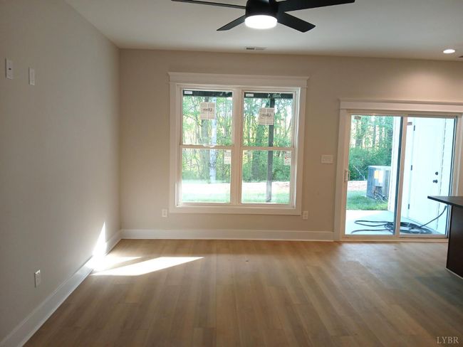 113 Luke Ct, Townhouse with 3 bedrooms, 3 bathrooms and null parking in Rustburg VA | Image 4
