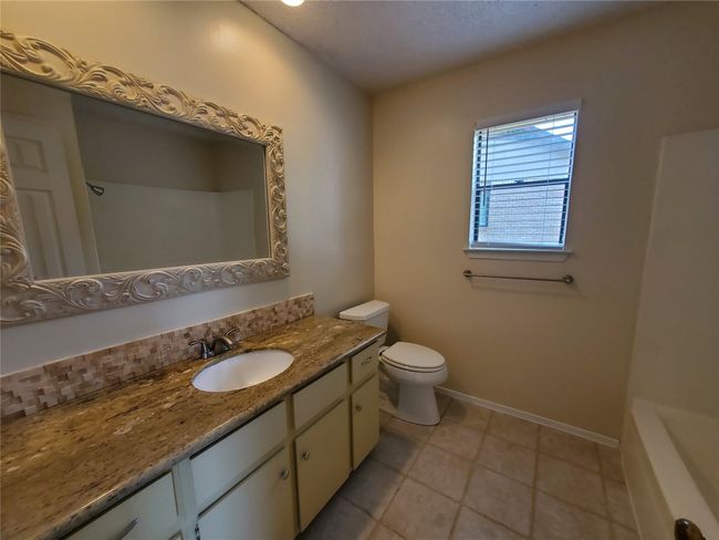 1205 Doonesbury Dr, House other with 3 bedrooms, 2 bathrooms and 4 parking in Austin TX | Image 10