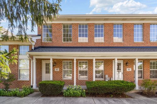 4 Waldorf Ct, Elmhurst, IL, 60126-5614 | Card Image