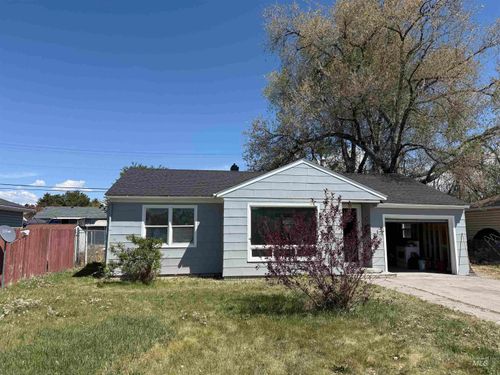 916 Howard Ave, Pocatello, ID, 83201-4909 | Card Image