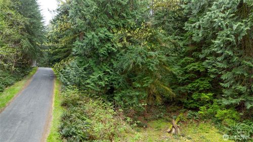 13 Wisteria Ln, Bellingham, WA, 98229-4448 | Card Image