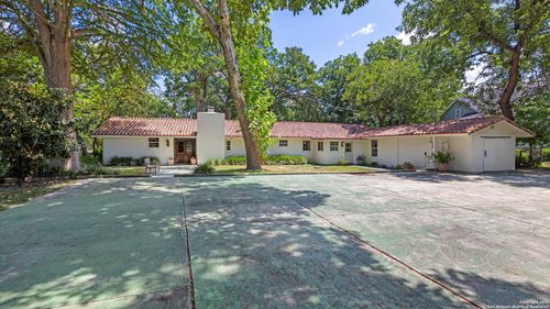 2323 Terminal Loop Rd, McQueeney, TX, 78123-3365 | Card Image