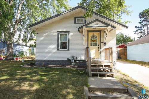 412 N Sherman Ave, Sioux Falls, SD, 57103-1415 | Card Image