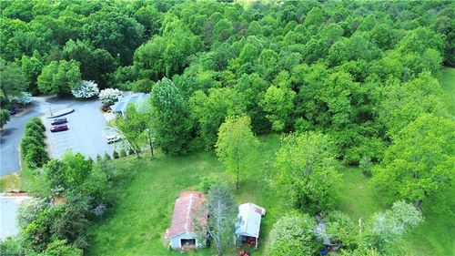 000 Johnson Ridge Rd, Elkin, NC, 28621 | Card Image