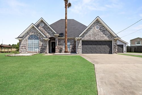 200 Skylark Ave, Bridge City, TX, 77611-2727 | Card Image